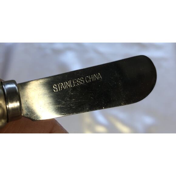 Cheese Spreader Pewter Grapes Handle - Picture 3 of 4